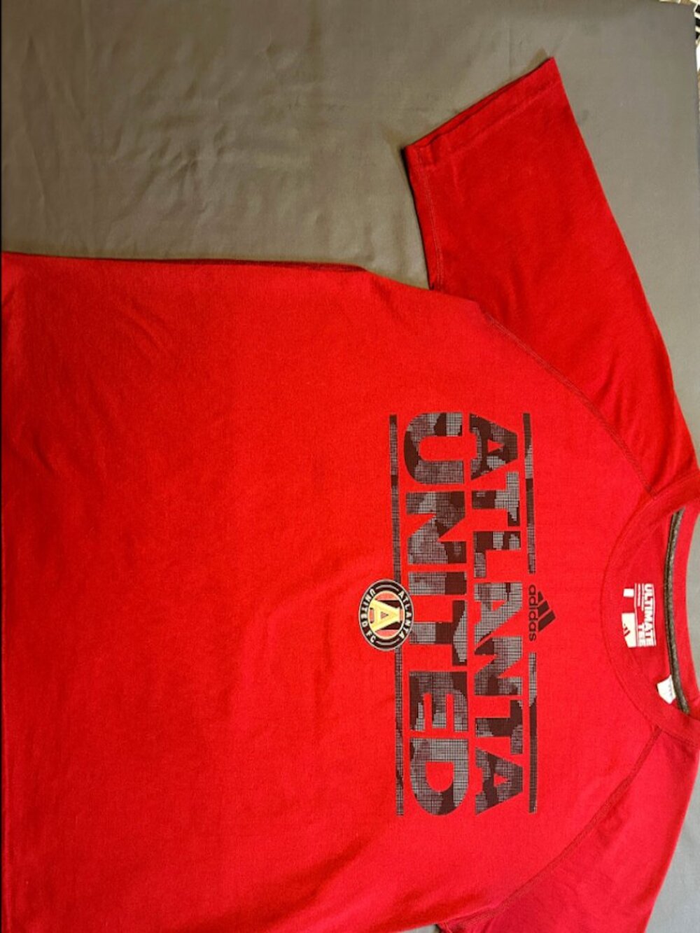Adidas Atlanta United FC Soccer Graphic T-Shirt Red Climalite Mens Large